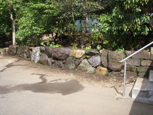 自然石石積み